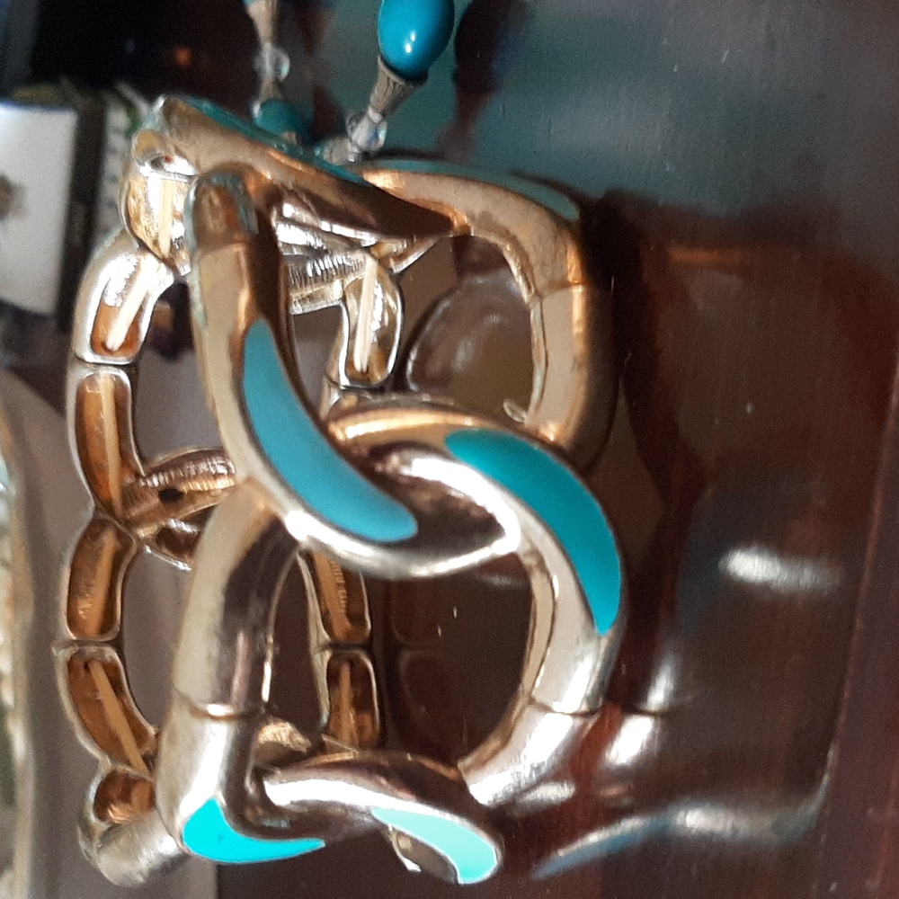 Goldtone and Enamel Cuff
